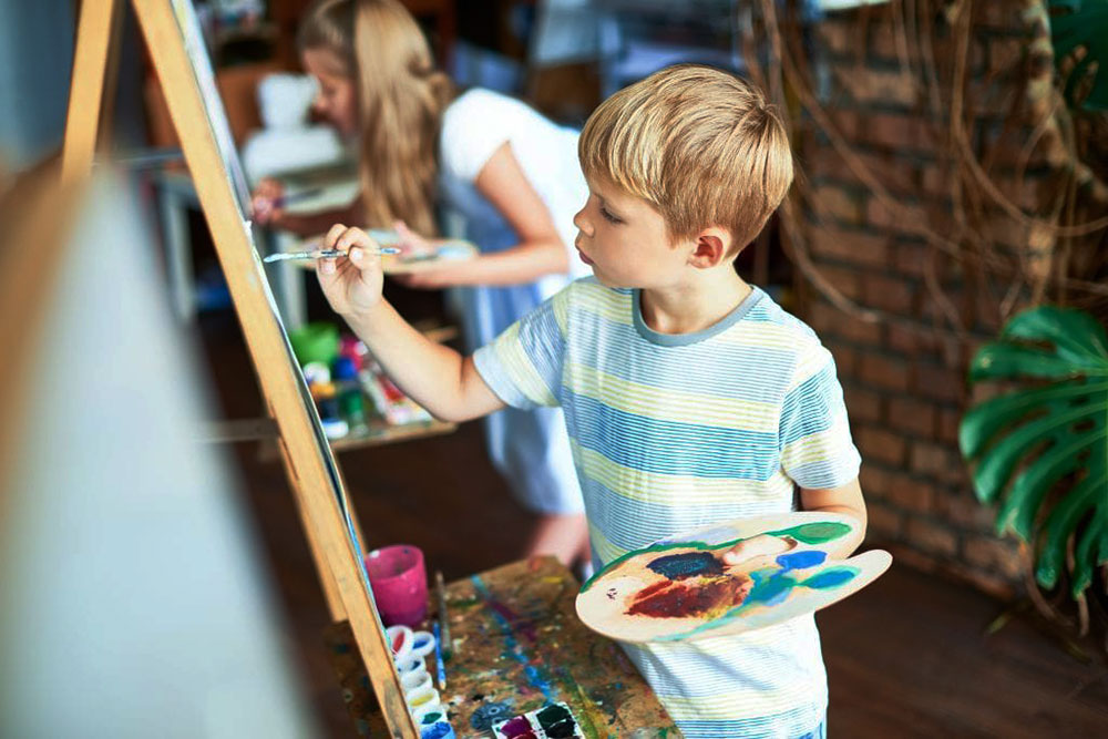 Правительство региона выделит средства на поддержку детских художественных школ