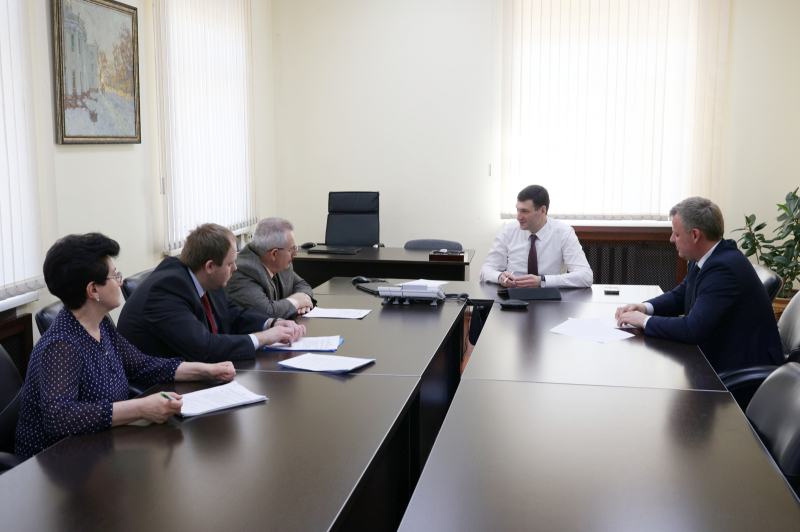 Координаторы трехсторонней комиссии Иркутской области обсудили вопрос индексации зарплат работников муниципальных учреждений