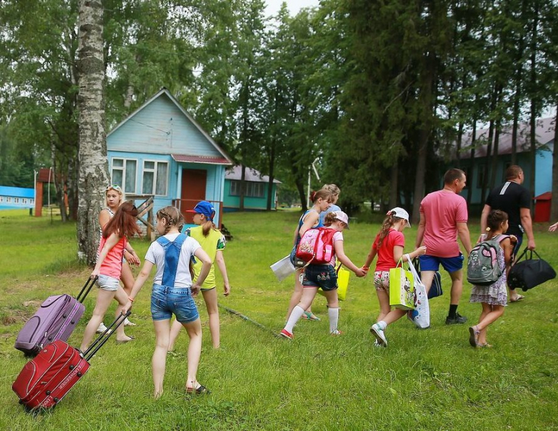 В Иркутской области стартовал прием заявлений на получение детских путевок