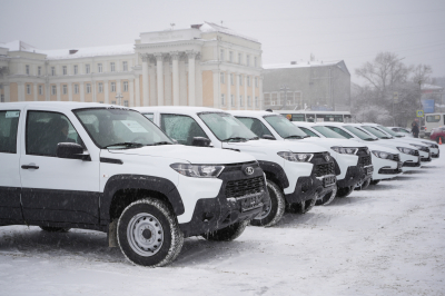 Медицинские организации Иркутской области получили новые автомобили