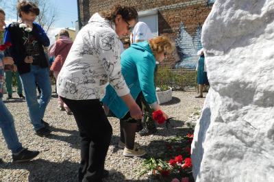 В канун Дня Победы Иркутское Профобъединение вручило подарки ветеранам тыла